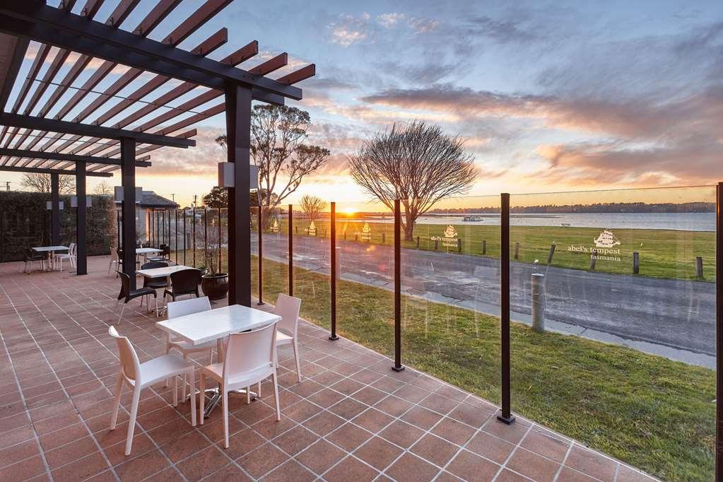 Bayside Hotel Сейнт Хелънс Ресторант снимка